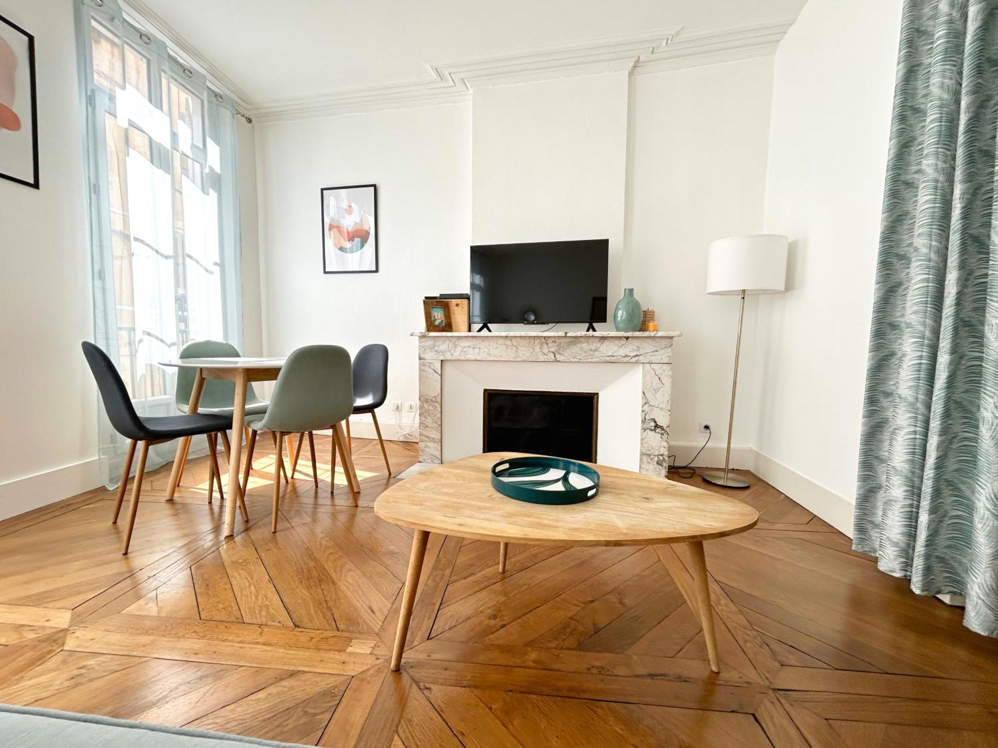 Maria - Centre Historique - Parking Prive Apartment Auch Bagian luar foto