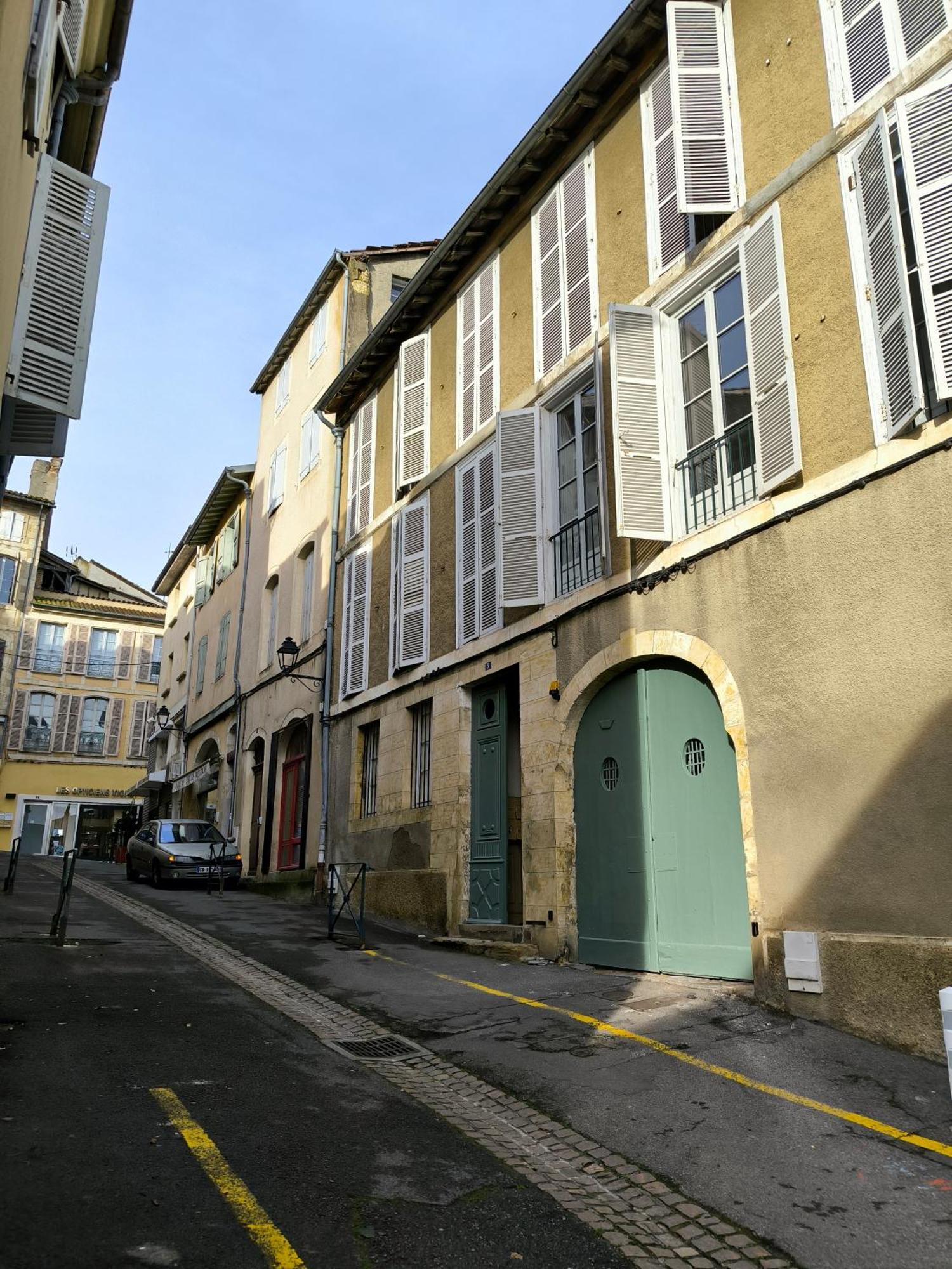 Maria - Centre Historique - Parking Prive Apartment Auch Bagian luar foto